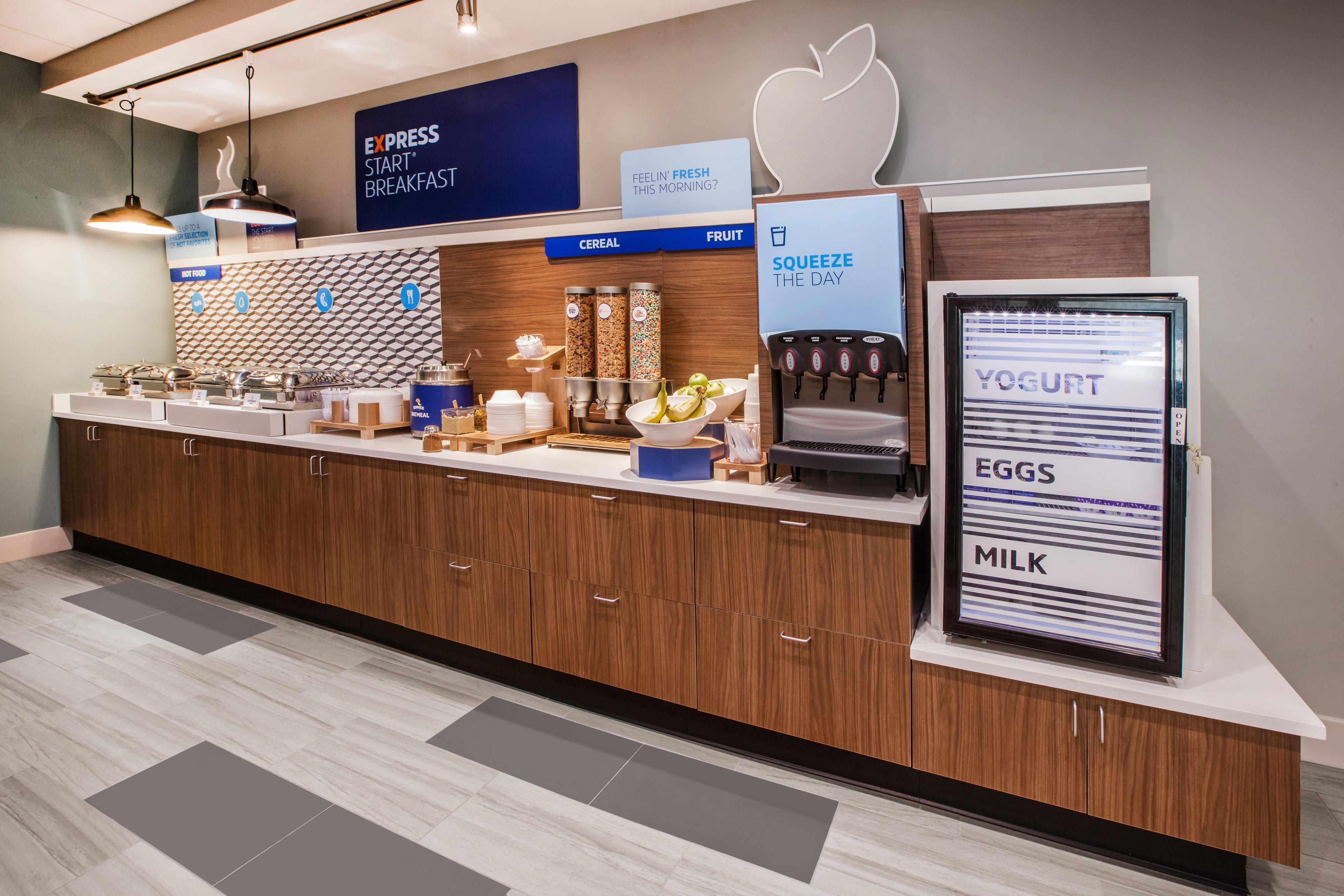Holiday Inn Express Edmonton North By Ihg Exterior foto