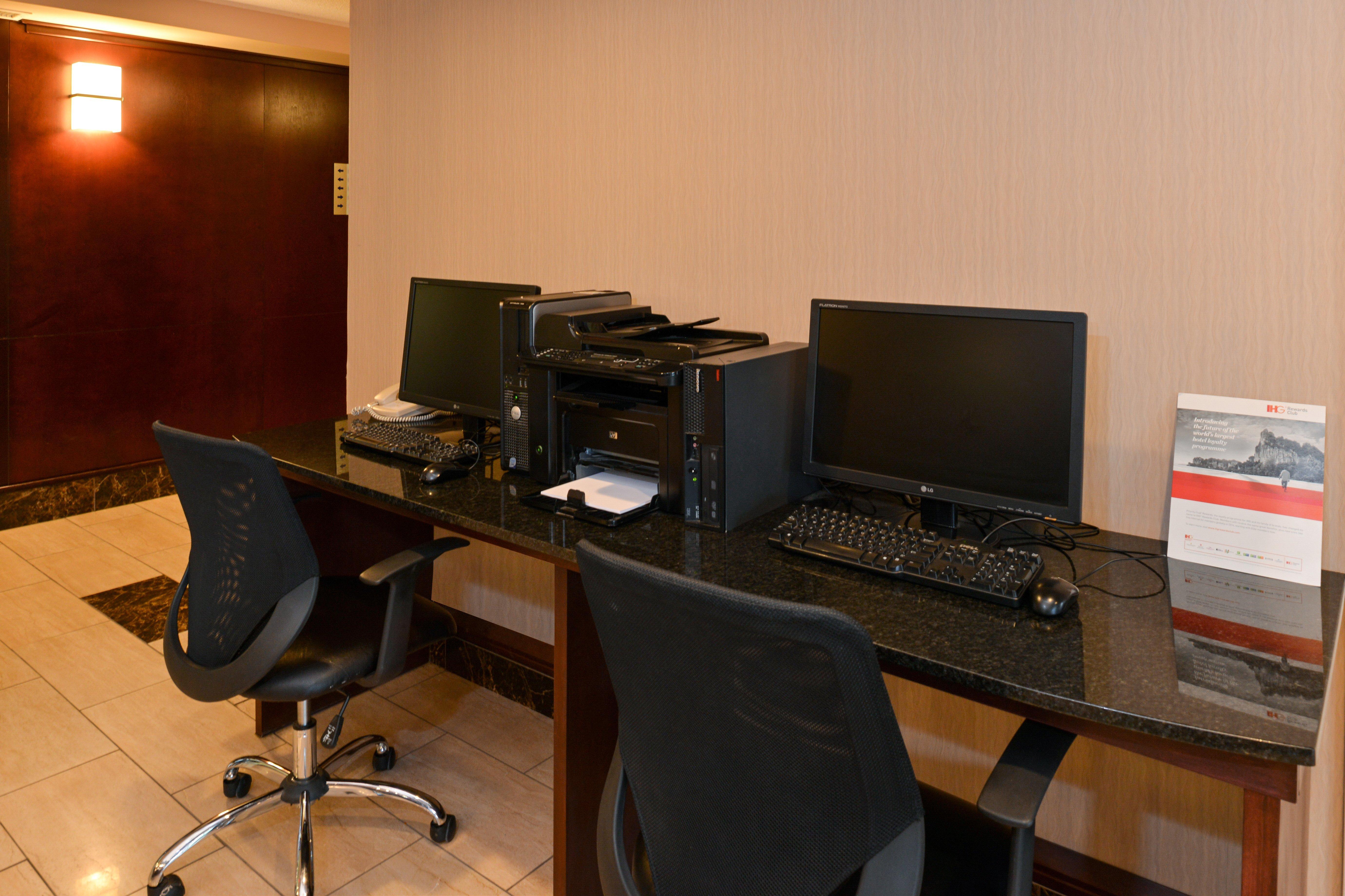 Holiday Inn Express Edmonton North By Ihg Exterior foto
